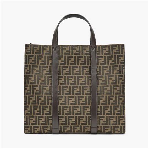 men shopper fendi